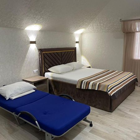 Гостинично-Банный Комплекс Майами Люкс Hotel Kostanay Exterior foto